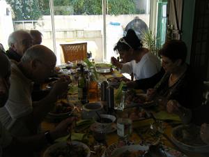 2011 repas  couscous a la maison du 04 04 2011  jpg (4)